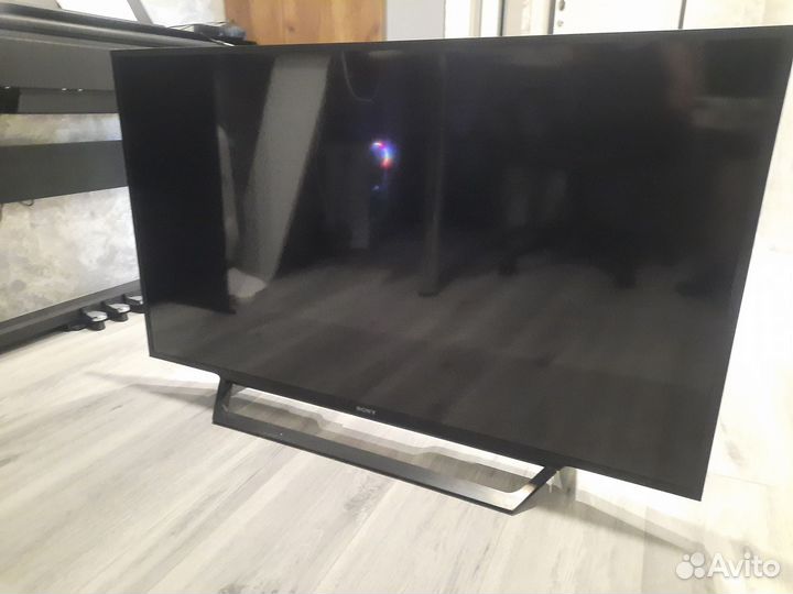 Телевизор SMART Sony 48WD653
