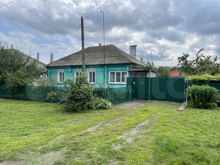 Дом 63,7 м² на участке 9 сот.