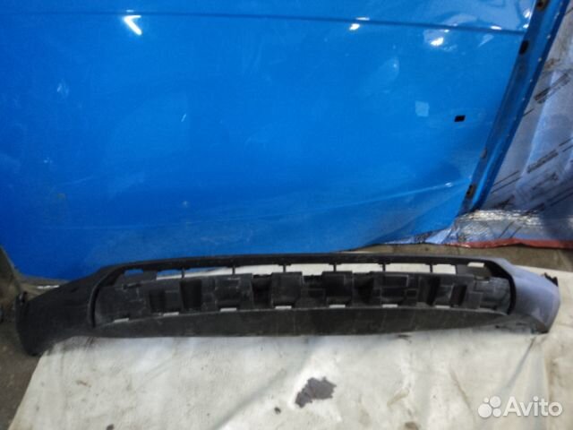 Спойлер переднего бампера Volvo XC40 Вольво 2017