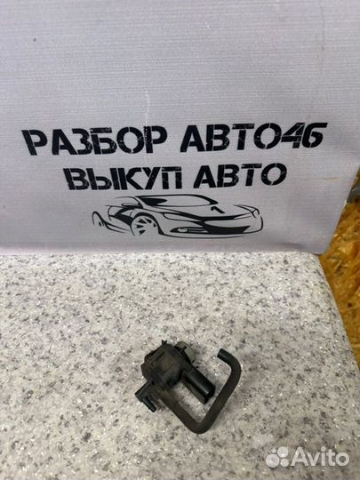 Клапан электромагнитный Volkswagen Touran 2.0 TDI