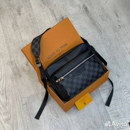 Мужская сумка LV