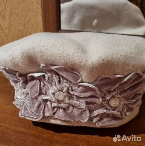 Берет женский новый