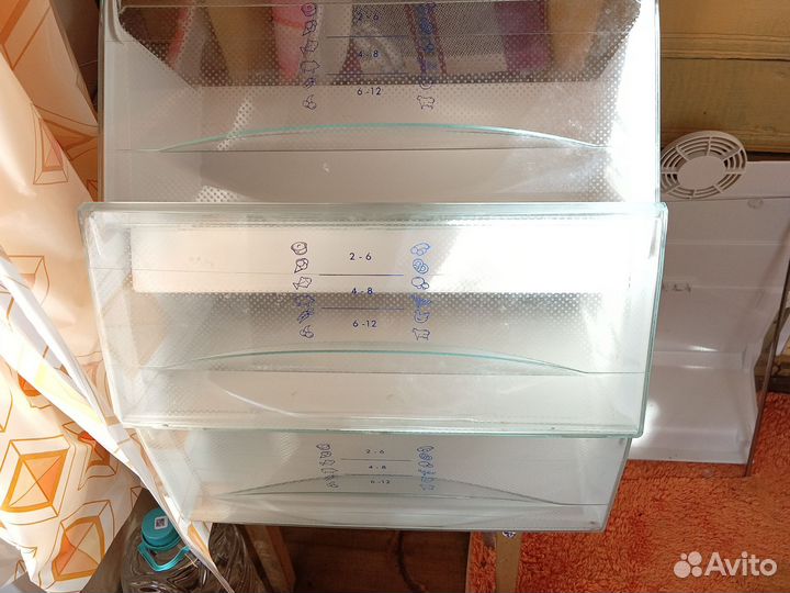 Ящики для морозильной камеры liebherr cun3033