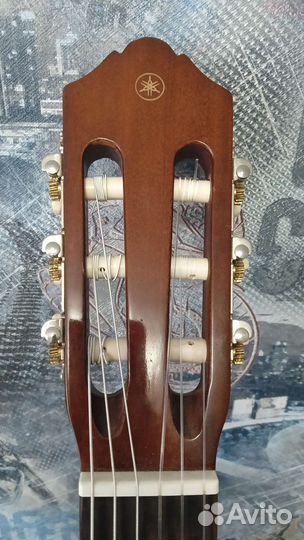 Классическая гитара yamaha c40