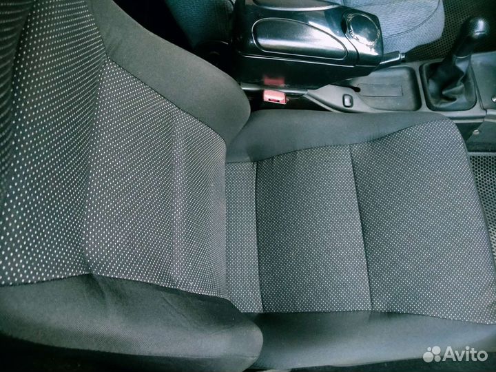 Установка обивок и чехлов сидений автомобиля