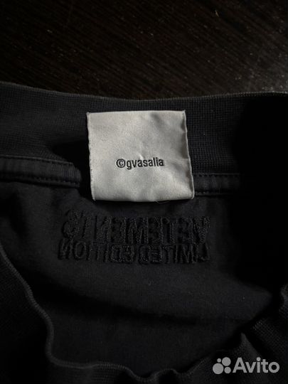 Футболка vetements