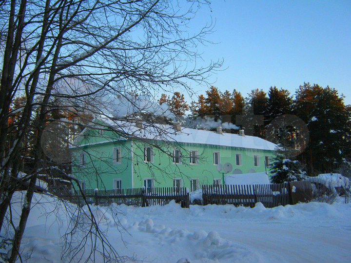 2-к. квартира, 52 м², 2/2 эт.