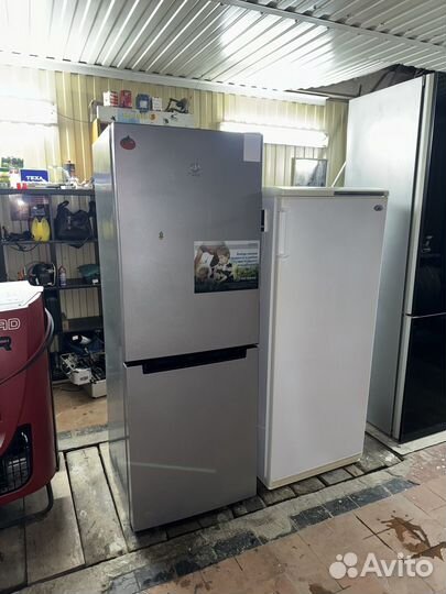 Холодильник Indesit