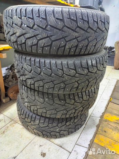Yokohama Ice Guard Stud IG55 235/55 R18