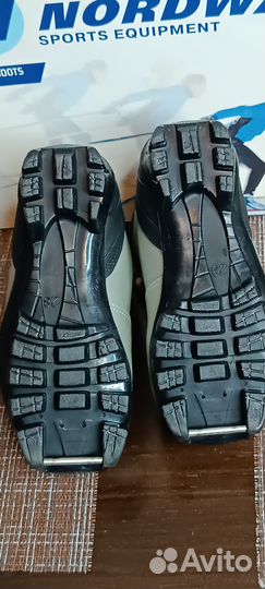 Лыжи детские 130 с ботинками 28 размер