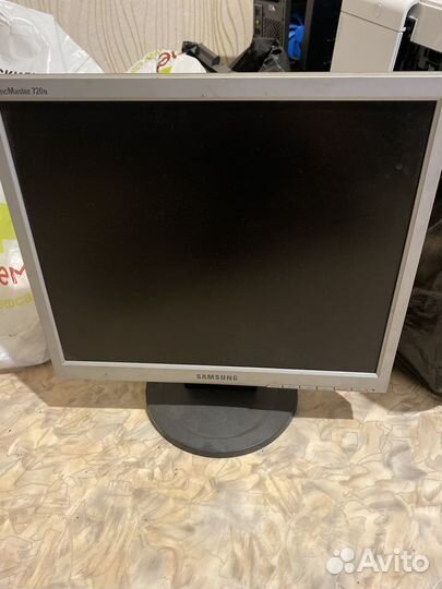 Монитор samsung syncmaster 720n