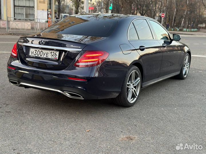 Аренда авто Mercedes-Benz E- Класс AMG