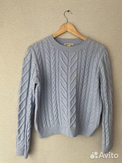 Свитер женский