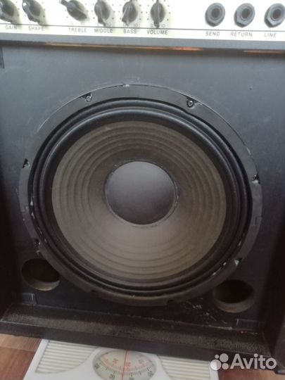 Басовый комбоусилитель 50вт