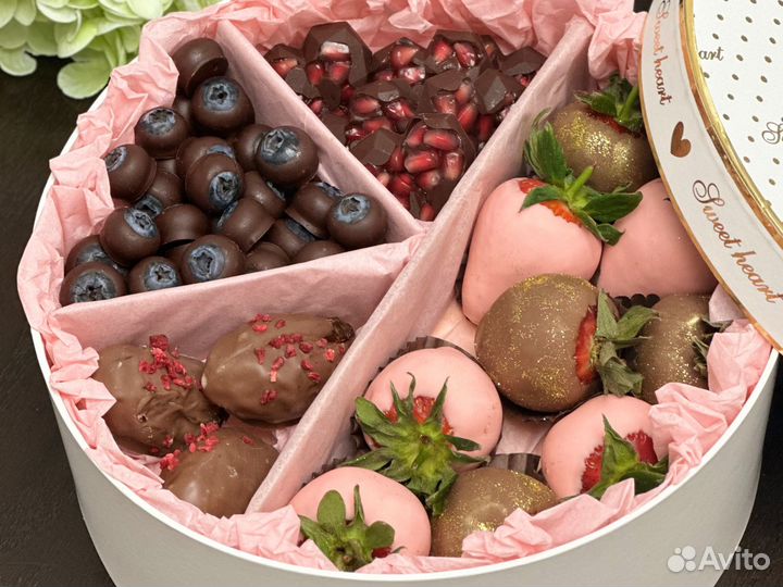 Клубника в шоколаде в подарок