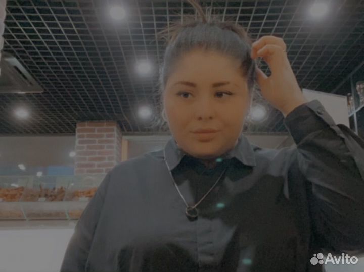 Официант,продавец,админкстратор