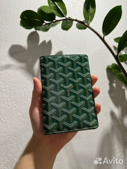 Обложка на паспорт goyard