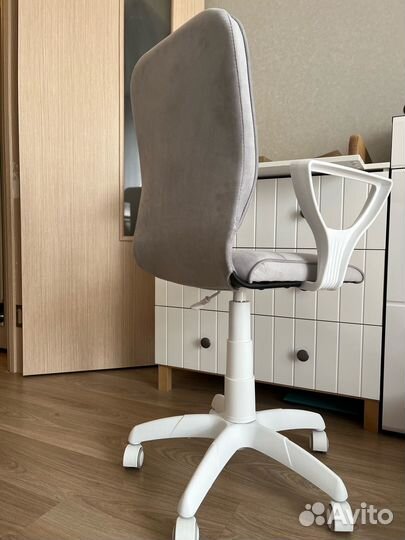 Компьютерный стул