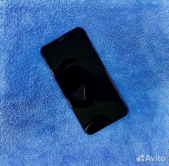 iPhone Xs, 64 ГБ