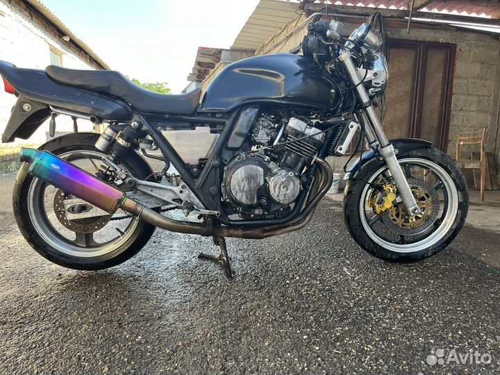 Honda cb400sf