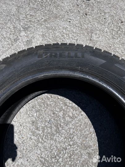 Pirelli Ice Zero 235/55 R19