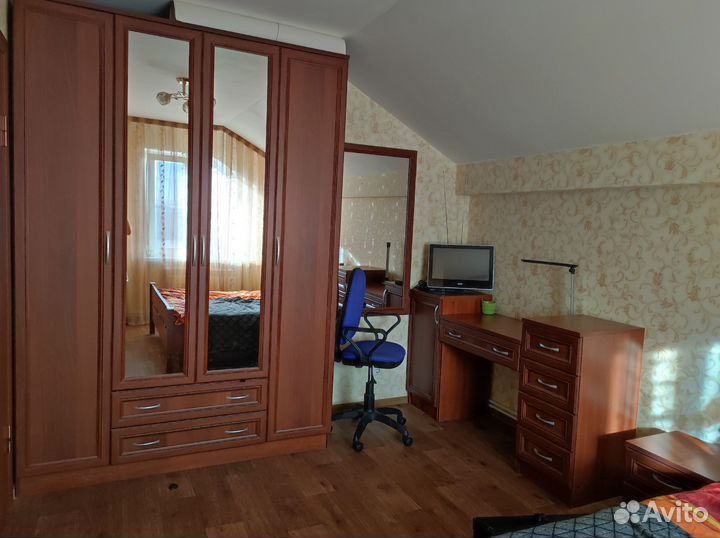 Спальный гарнитур