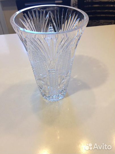 Ваза хрустальная для цветов
