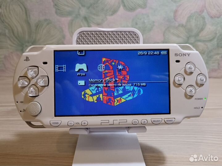 Sony PSP 2008 прошитая + много игр