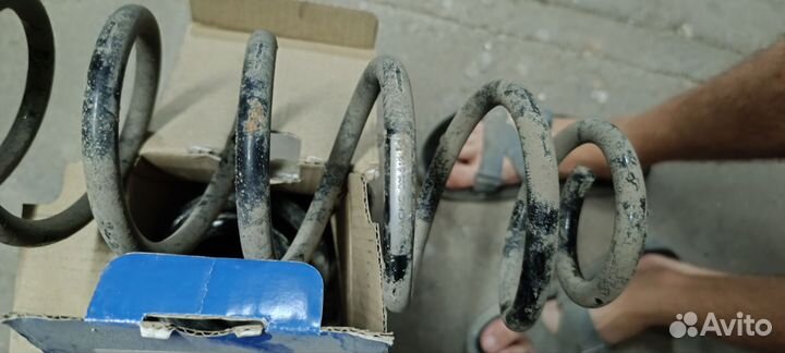 Пружины задние и передние skoda Octavia tour a4