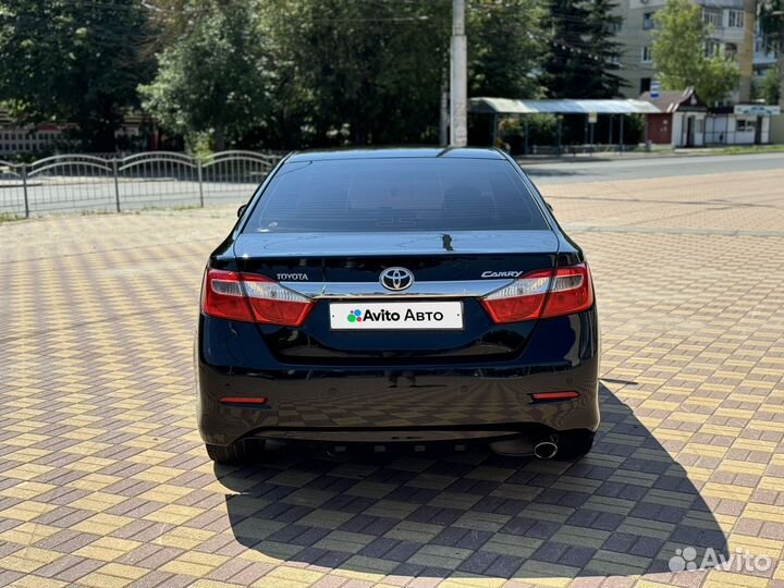 Toyota Camry 2.5 AT, 2012, 295 000 км