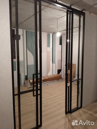 Межкомнатные перегородки, двери, мебель из металла