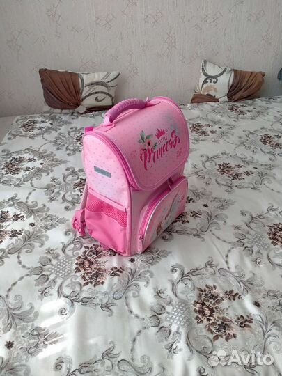 Портфель школьный