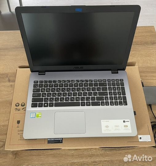 Ноутбук Asus x542uq dm282t