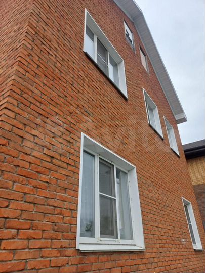 Дом 204 м² на участке 11,8 сот.