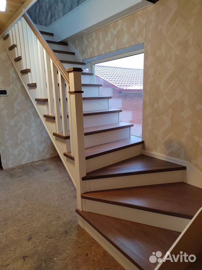 Изготовление лестниц на металлокаркасе