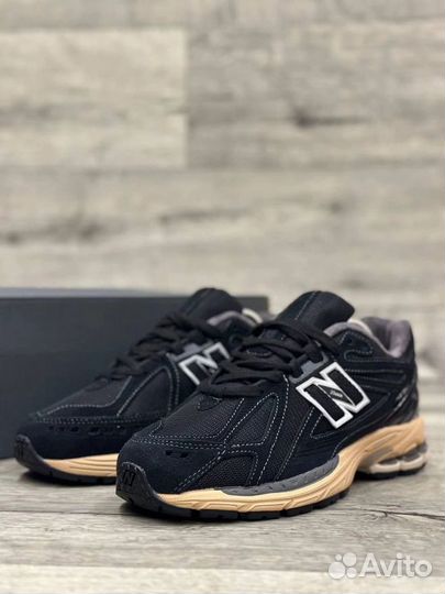 Кроссовки New balance 1906R натуральная замша