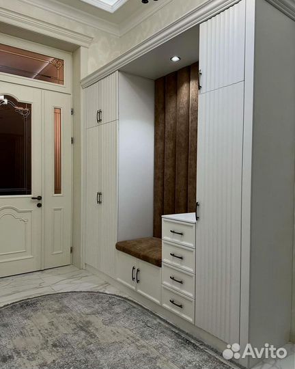 Шкаф распашной с фрезеровкой