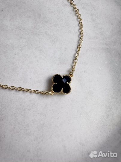 Браслет клевер