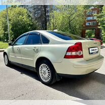 Volvo S40 2.4 AT, 2006, 196 750 км, с пробегом, цена 600 000 руб.