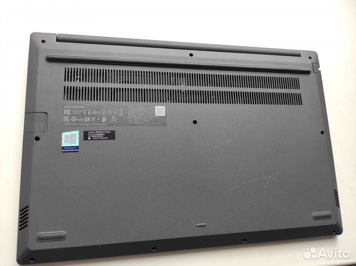 Lenovo ThinkBook 15.6/FHD/IPS/i5-1035G1/8/256NVMe