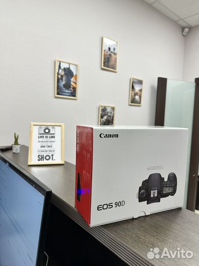 Canon EOS 250D Kit EF-S18-55mm f/4-5.6IS STM Black