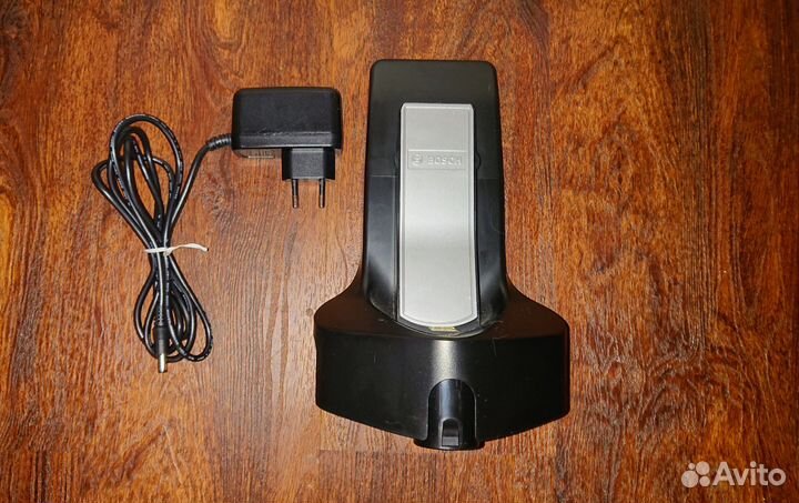 Вертикальный беспроводной пылесос Bosch