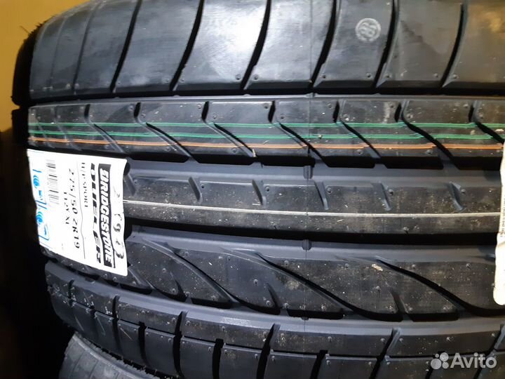 Bridgestone Dueler H/P Sport 275/50 R19