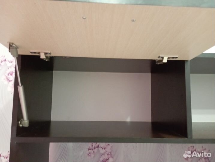 Компьютерный стол бу с полками