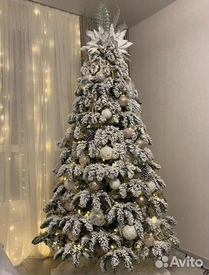 Елка искусственная заснеженная