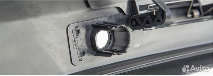 Бампер передний audi Q5 2008 левый омыв + парктр