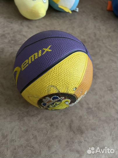 Баскетбольный мяч детский