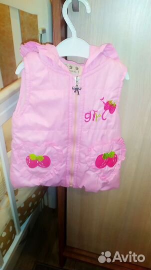 Ветровка для девочки размер 80.Жилетка в подарок