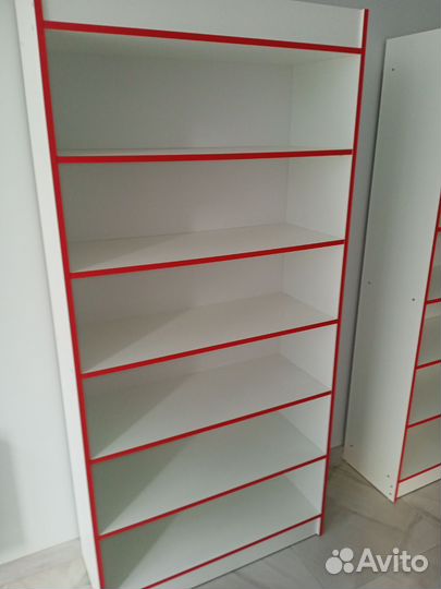 Шкаф открытый с полками