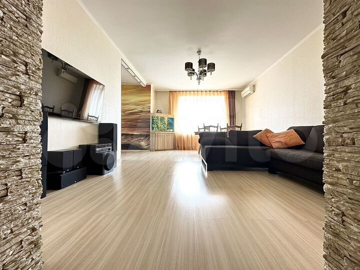 3-к. квартира, 99,4 м², 8/16 эт.